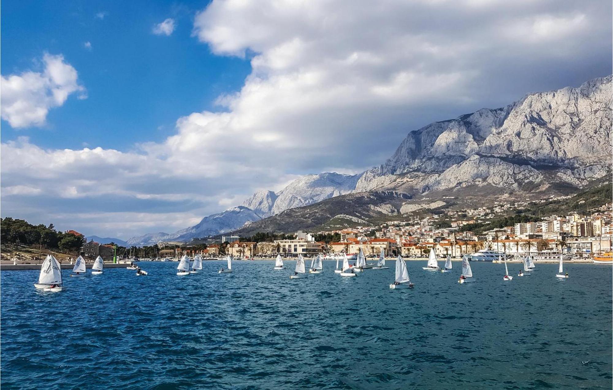 1 Bedroom Gorgeous Apartment In Makarska Exterior foto